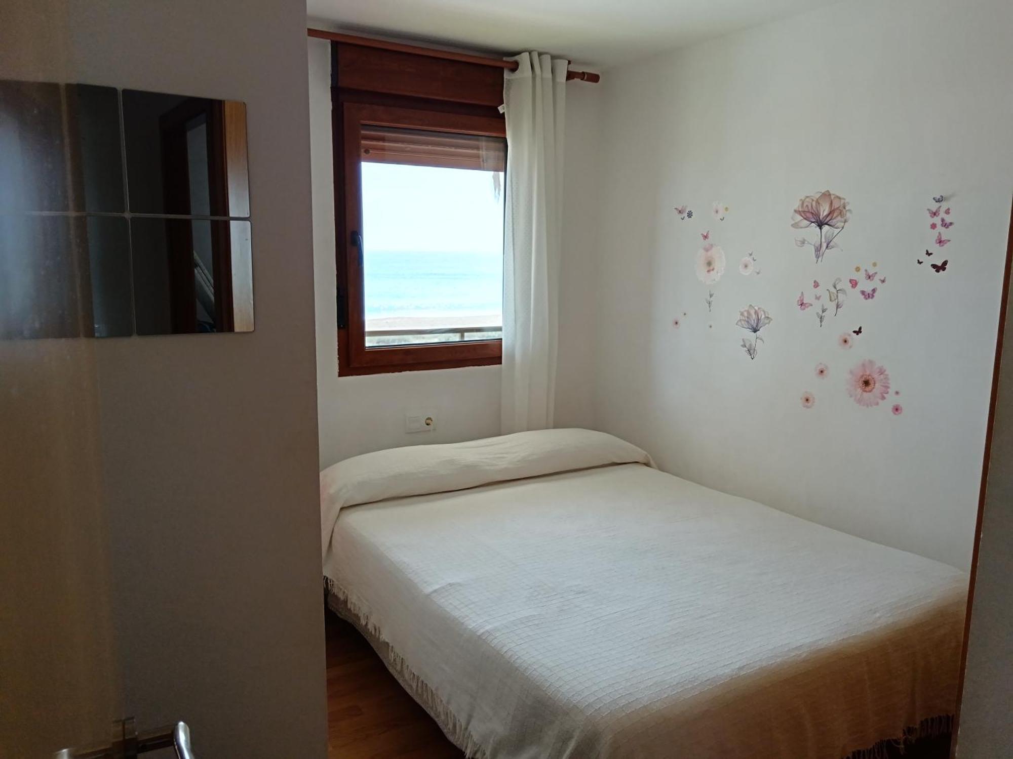 Primera Linea De Playa, Ada Benedicto Xiii, Aire Acondicionado, Wifi, Parking Peñíscola Rum bild